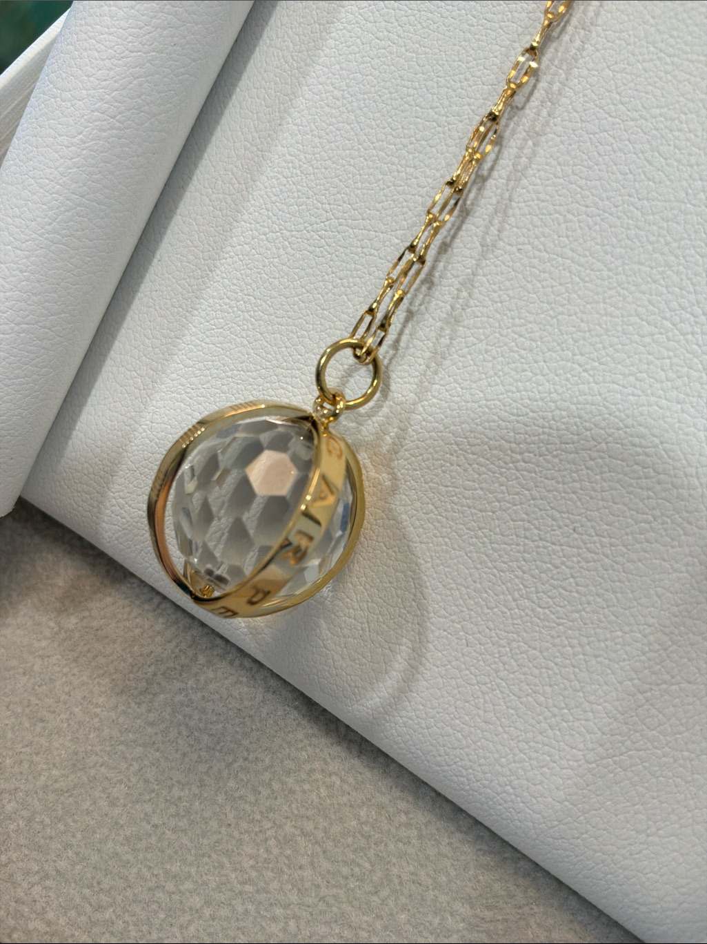 Nwt Monica Rich Kosann Classic Gold Carpe Diem Necklace With Faceted Crystal — image 3 of 8
